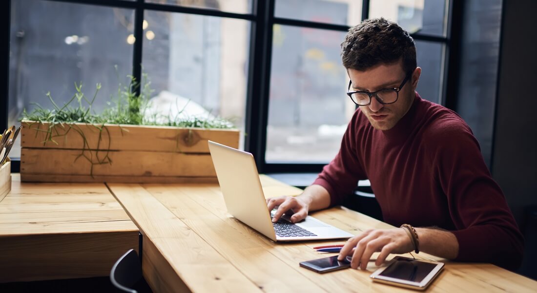 freelancer working